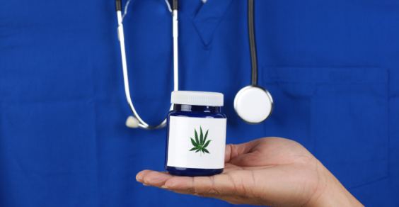 farmaci cannabis cover