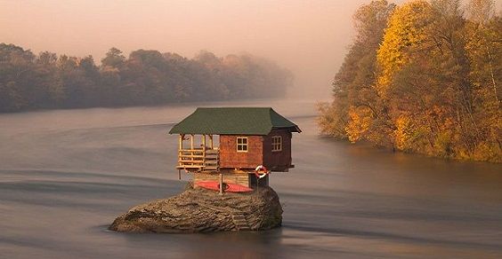 drina-river-house