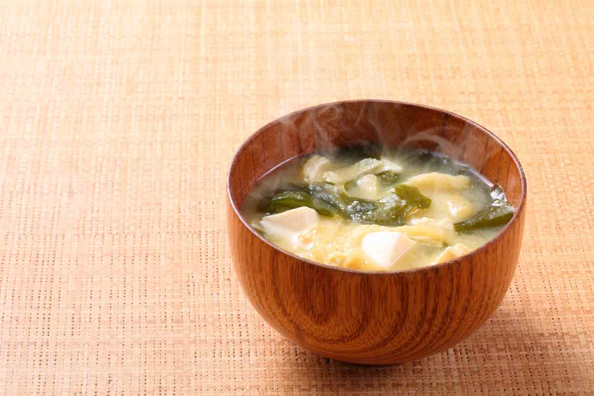 zuppa di miso e tofu