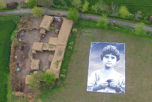 b2ap3_thumbnail_NotABugSplat--un-poster-gigante-contro-i-droni-killer-in-Pakistan.jpg