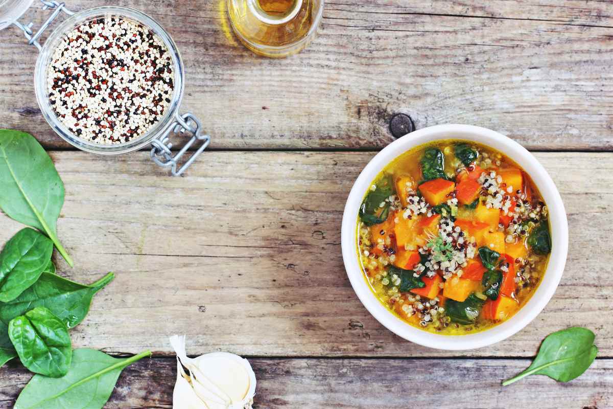 zuppa di quinoa zucca e spinaci
