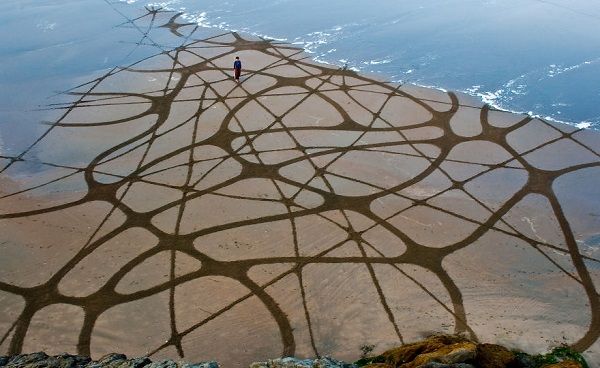 sand paintings earthscape andres amador 5