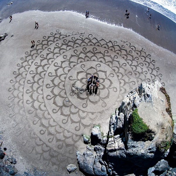 sand paintings earthscape andres amador 8