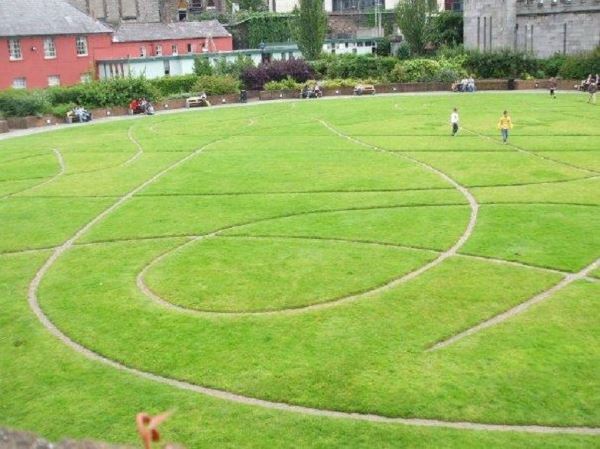 celtic knot maze giardino celtico