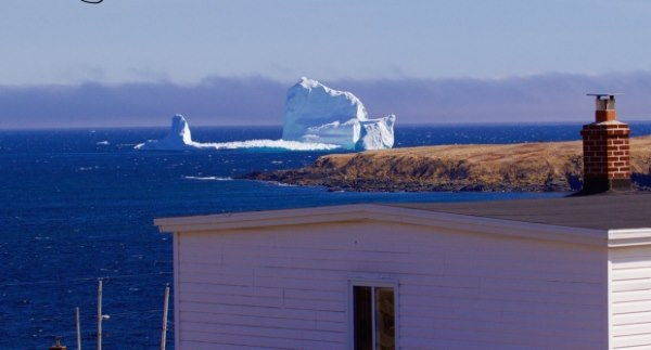ferryland iceberg3