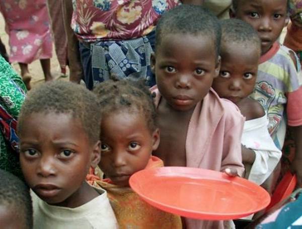 carestia bambini africa copia