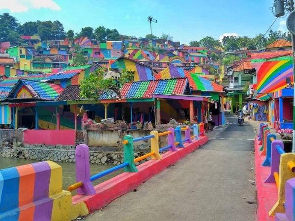 villaggio colorato indonesia2