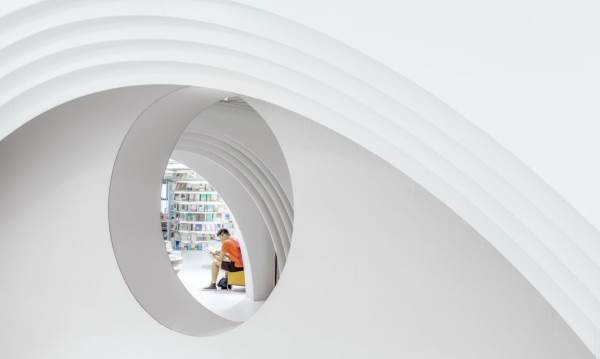 biblioteca futuristica6 1