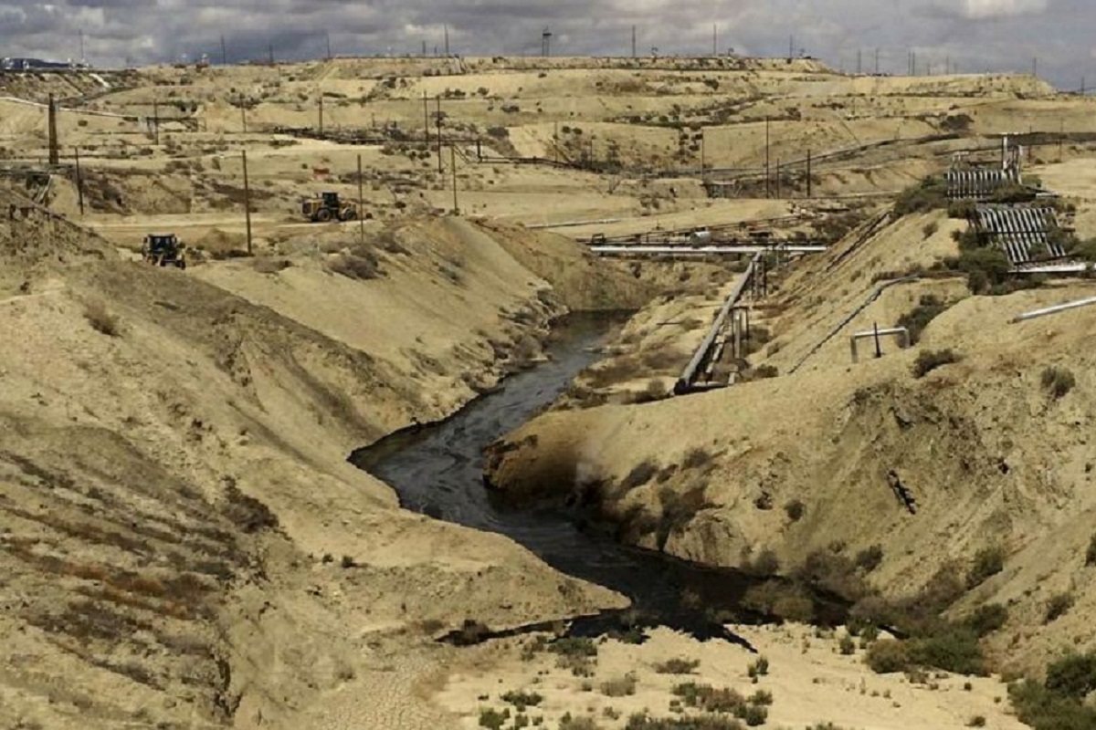 Disastro ambientale in California per petrolio