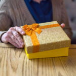 regalo anziani