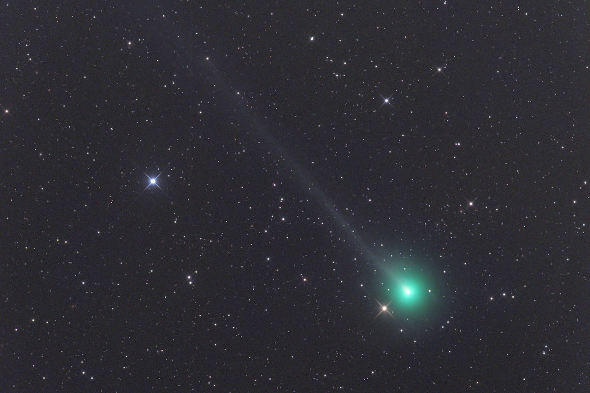 cometa 2020 F8