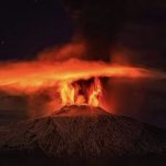 Eruzione notturna Etna