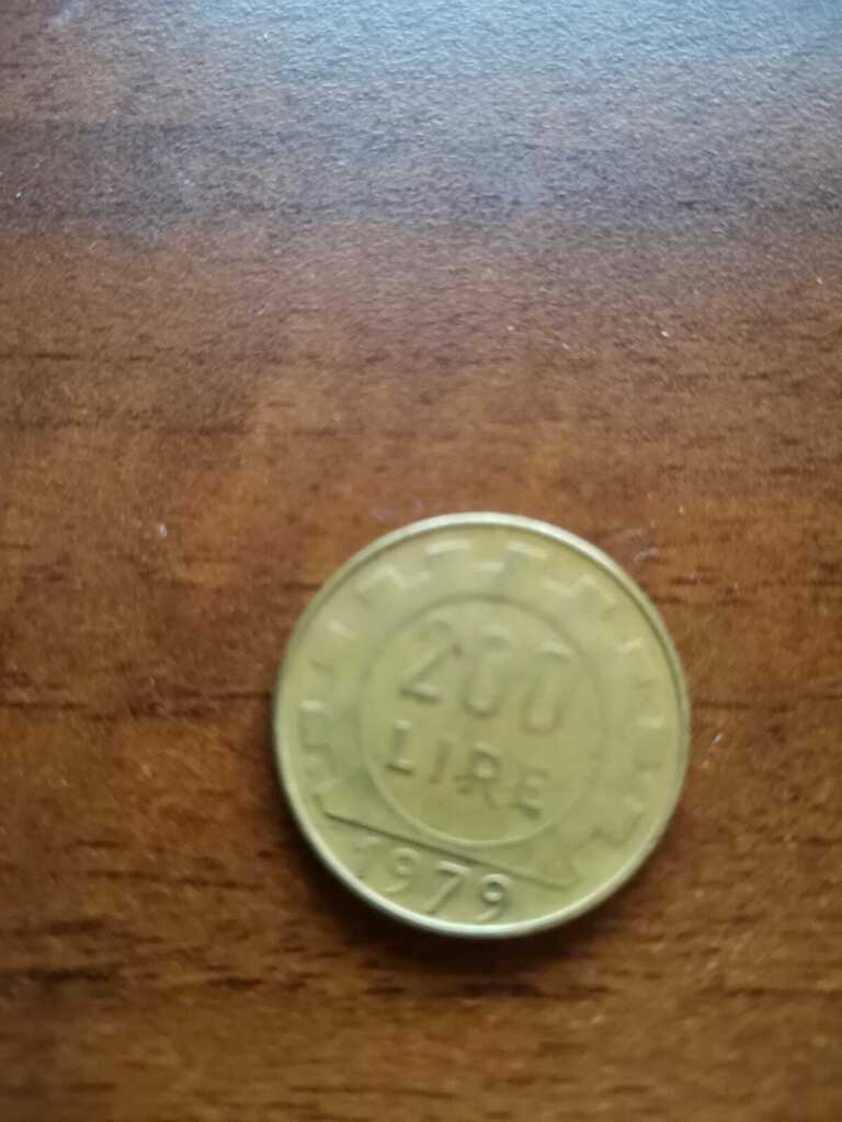 200 lire 1979