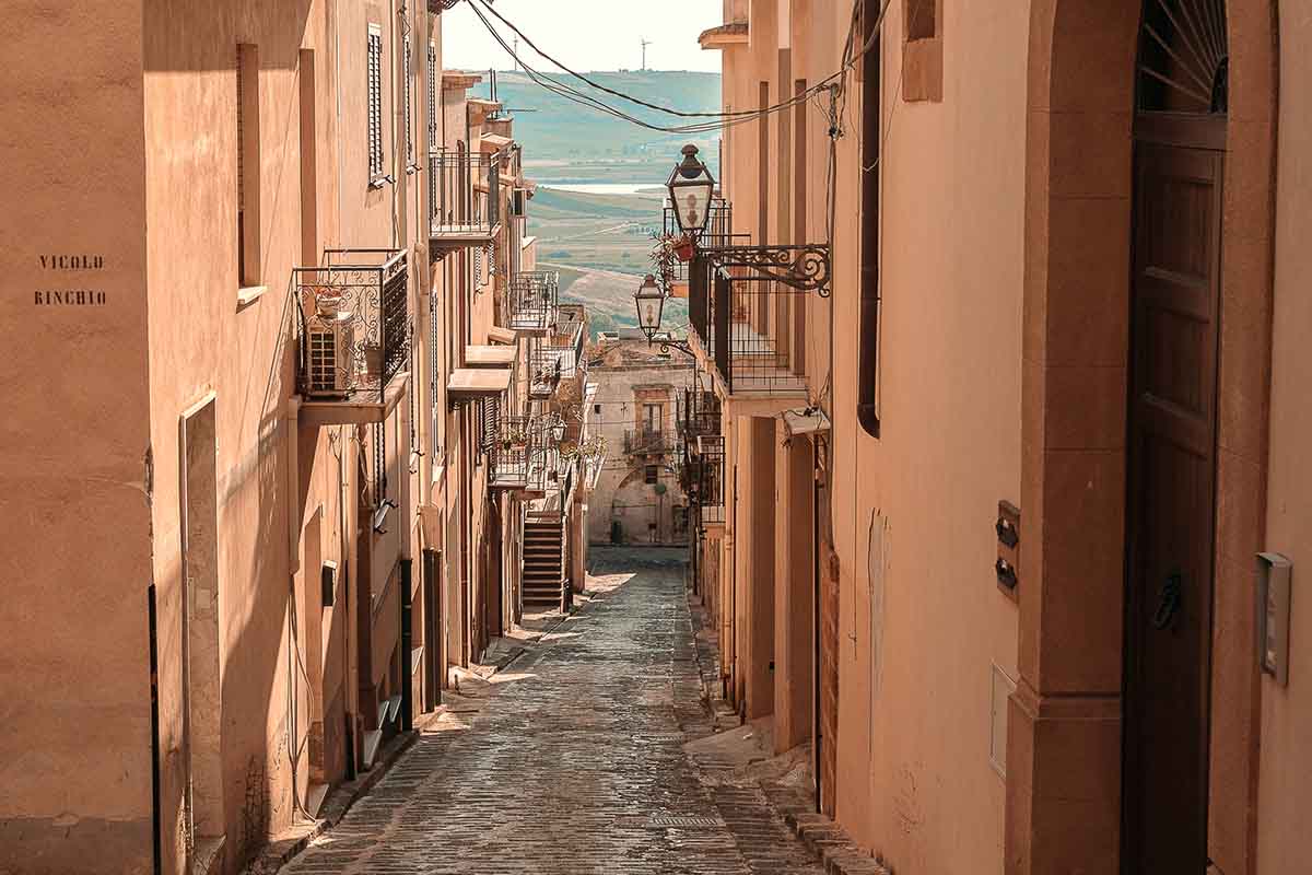 sambuca di Sicilia casa 1 euro airbnb host