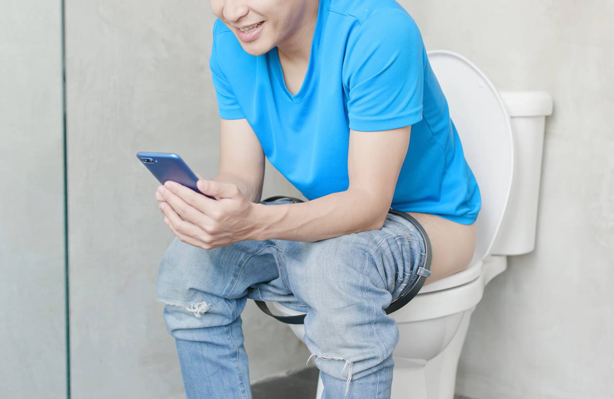 smartphone in bagno
