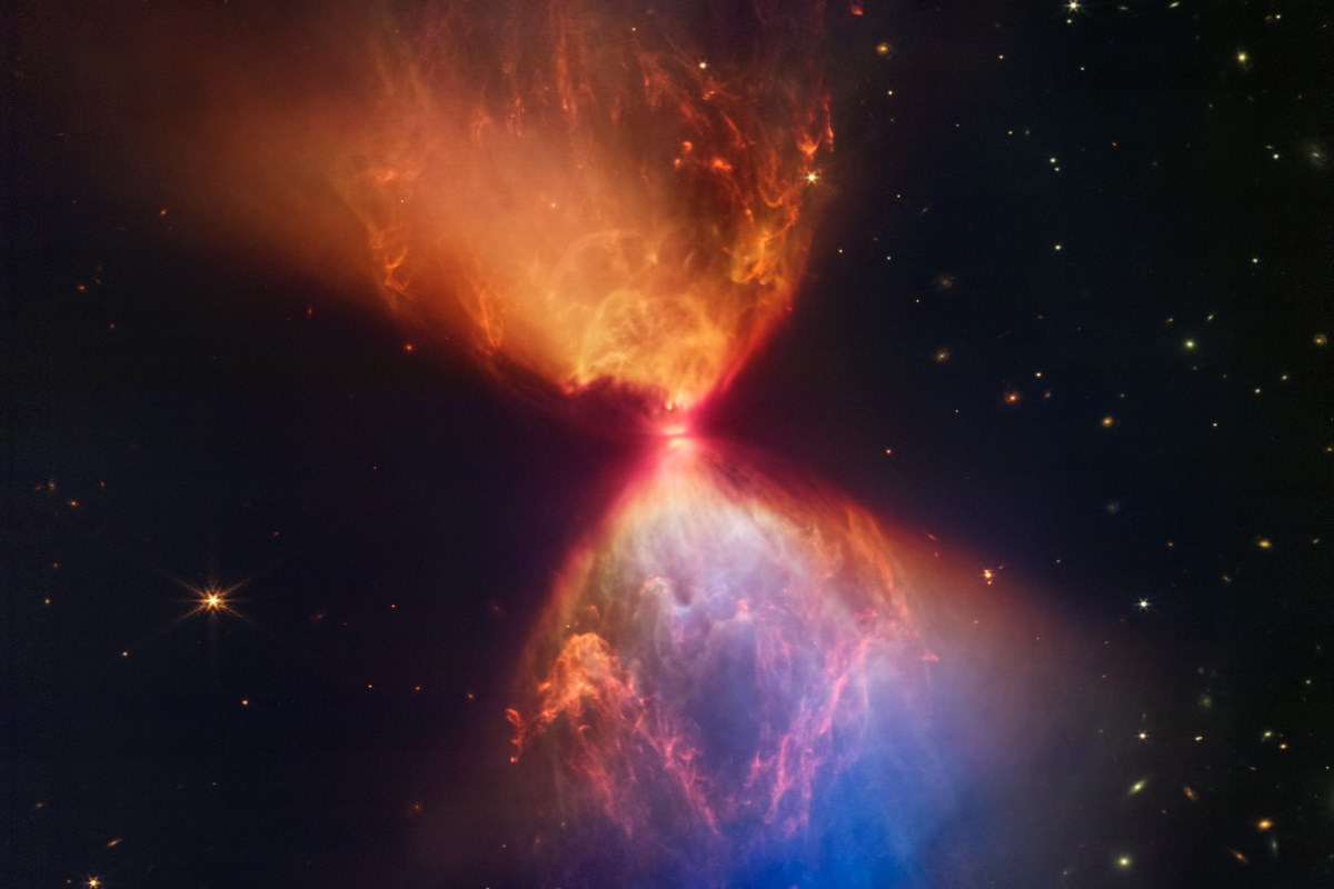 stella nascente L1527