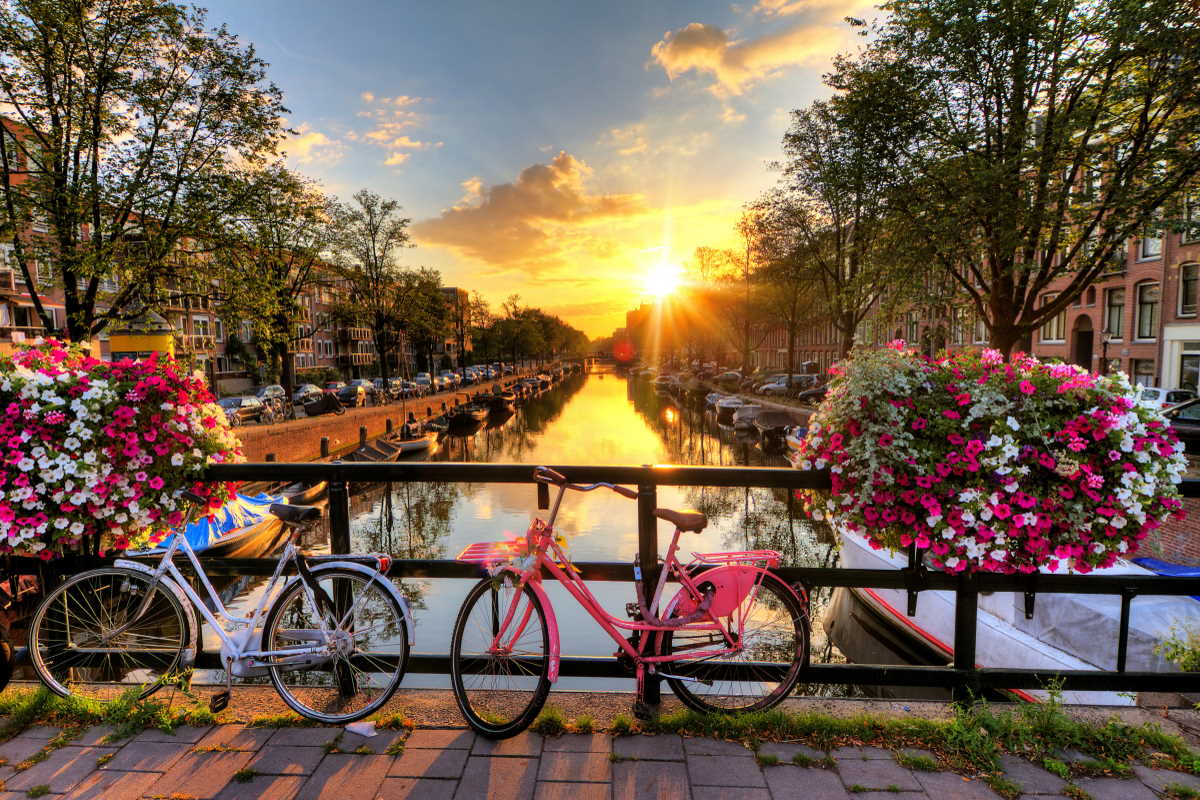 Parcheggio subacqueo biciclette Amsterdam