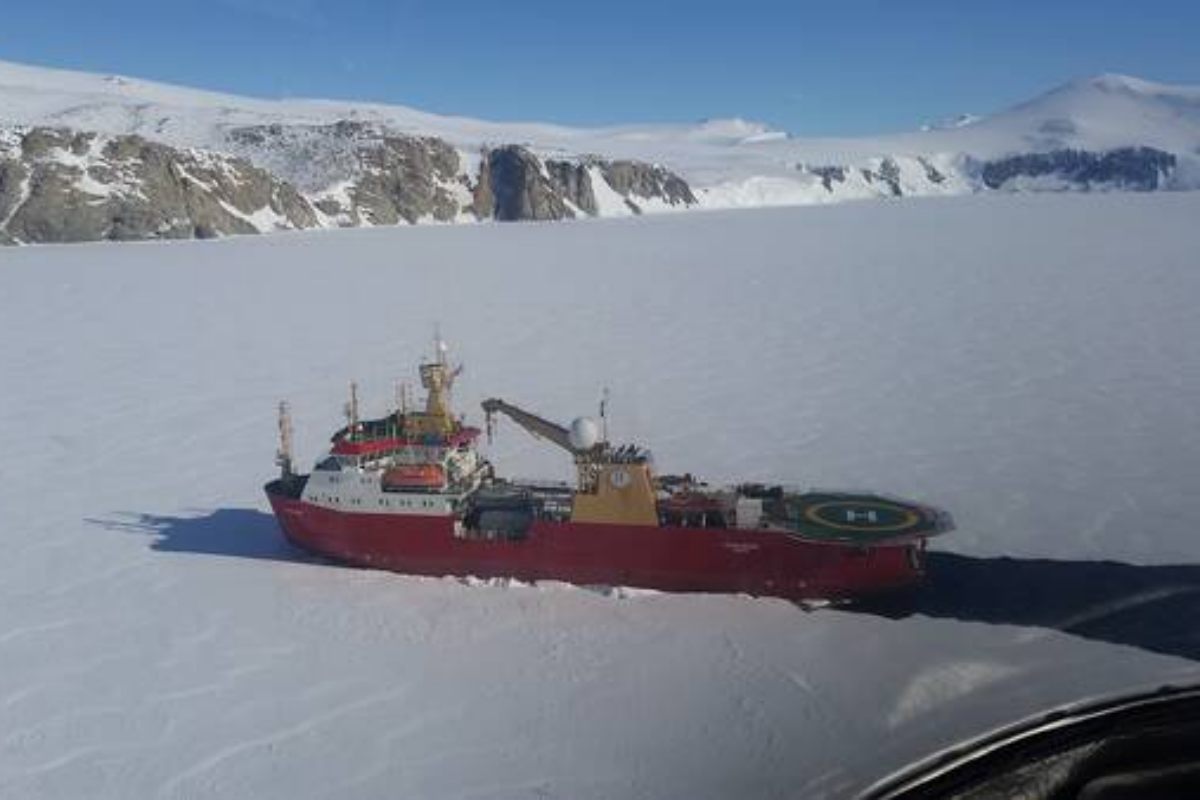 Rompighiaccio Antartide