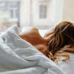 dormire nudi vantaggi