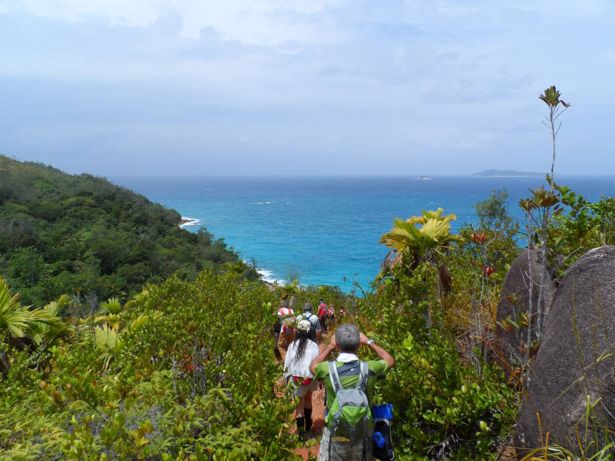 trekking seychelles