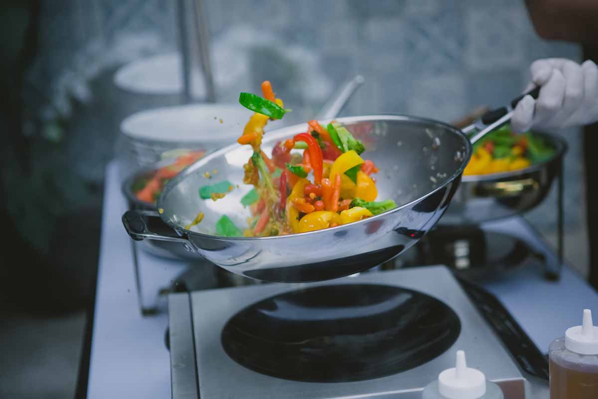 cucinare nel wok