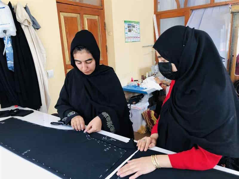 sartoria donne afgane