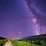 Pannelli fotovoltaici di notte