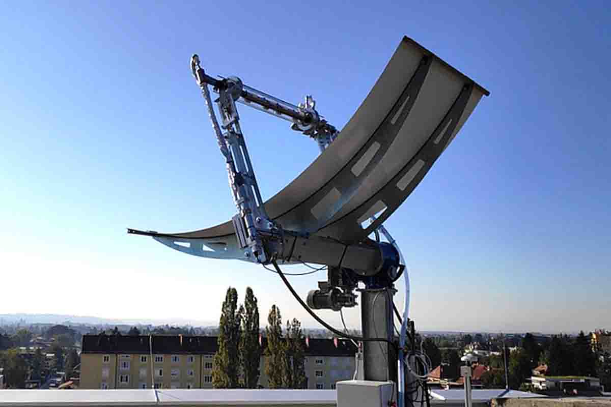 modulo solare con specchio cilindrico parabolico